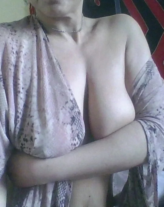 Millie, 25