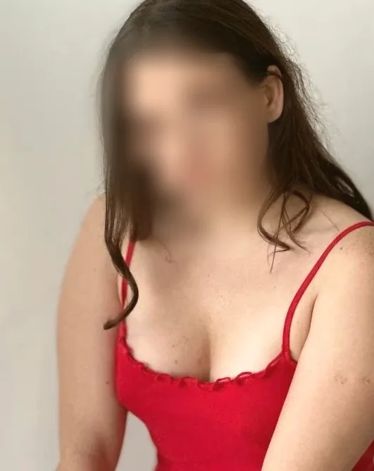 Skye, 28