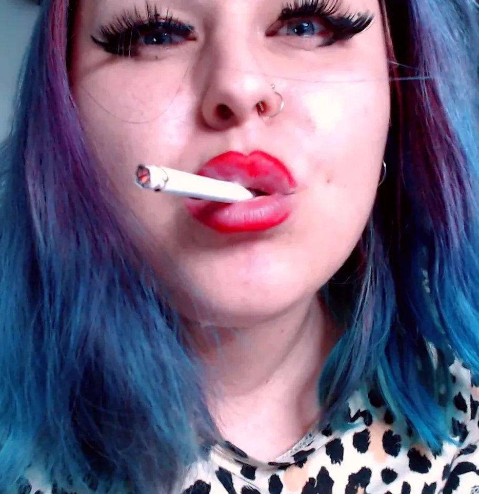 Zoe, 35
